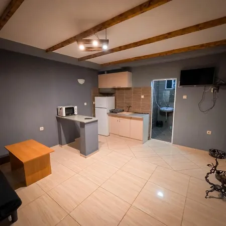 Vakantiehuis кокиче 2